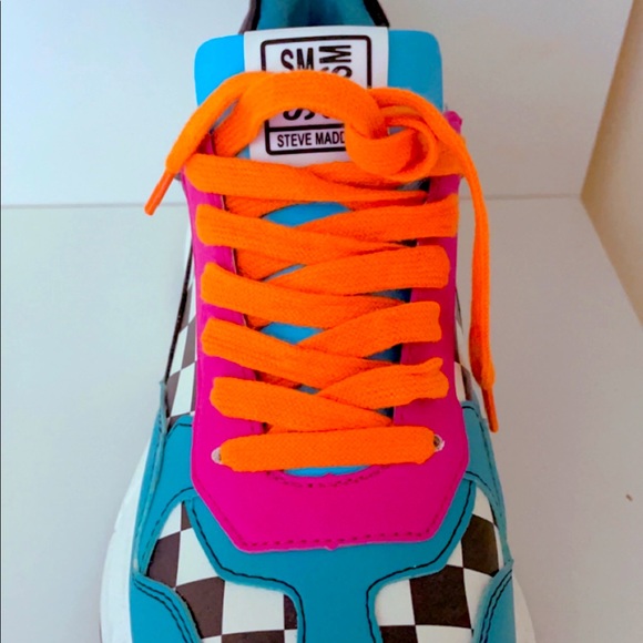 Brand New Steve Madden Sneakers - Picture 3 of 5